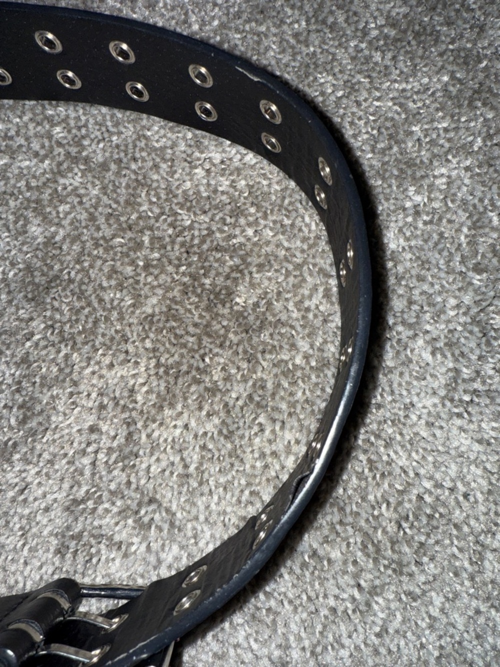 Brandy Melville Black Double-Row Grommet Belt - Picture 3 of 3